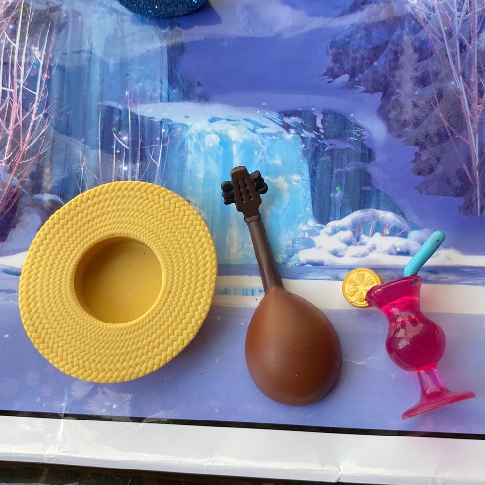 - 💕 Preloved Disney Parks Elsa Animator’s Collection Playset ❄️⛄️ - Picture 7 of 11